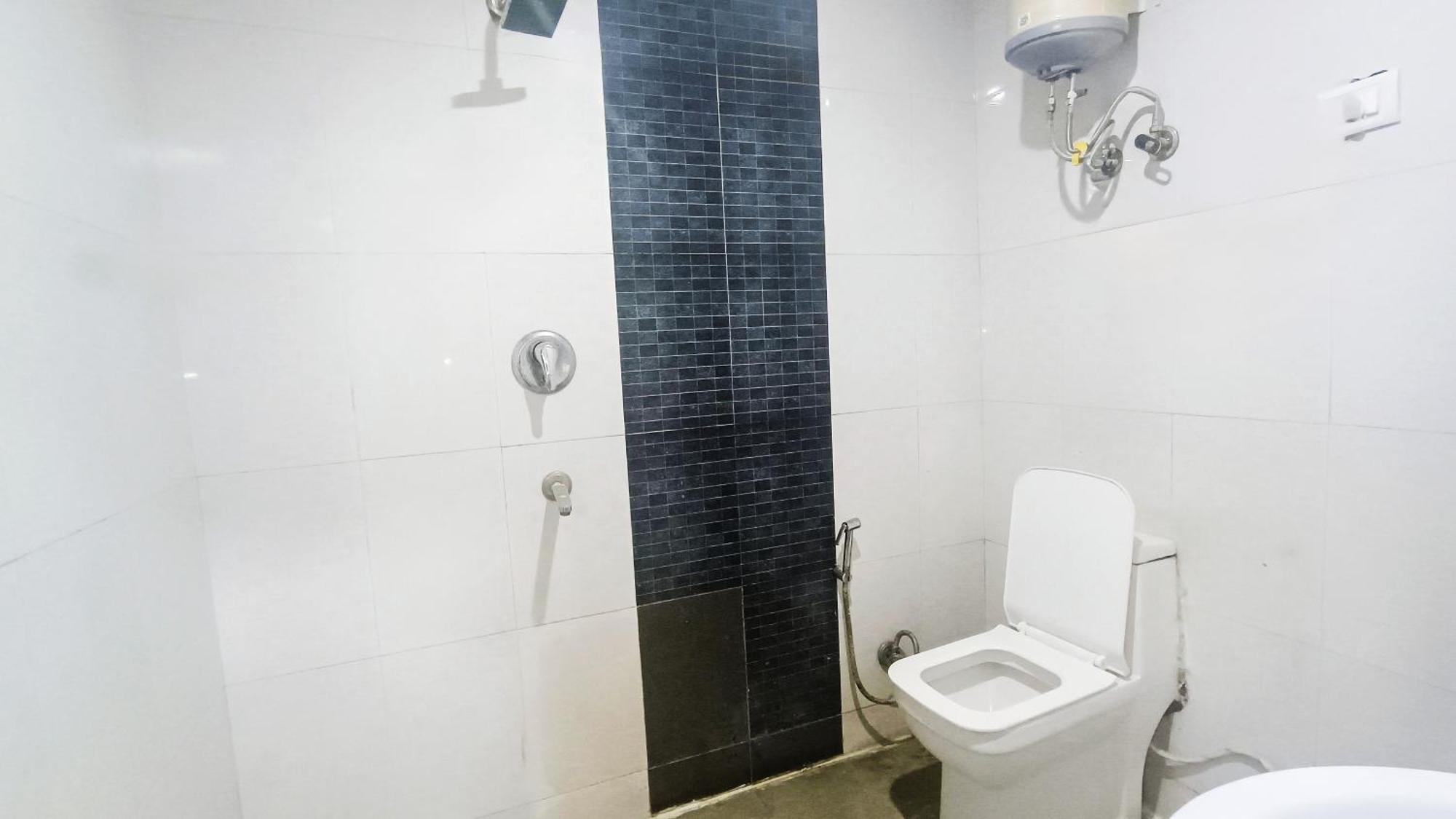 Hotel Maharaja Inn - Lajpat Nagar I New Delhi Ngoại thất bức ảnh