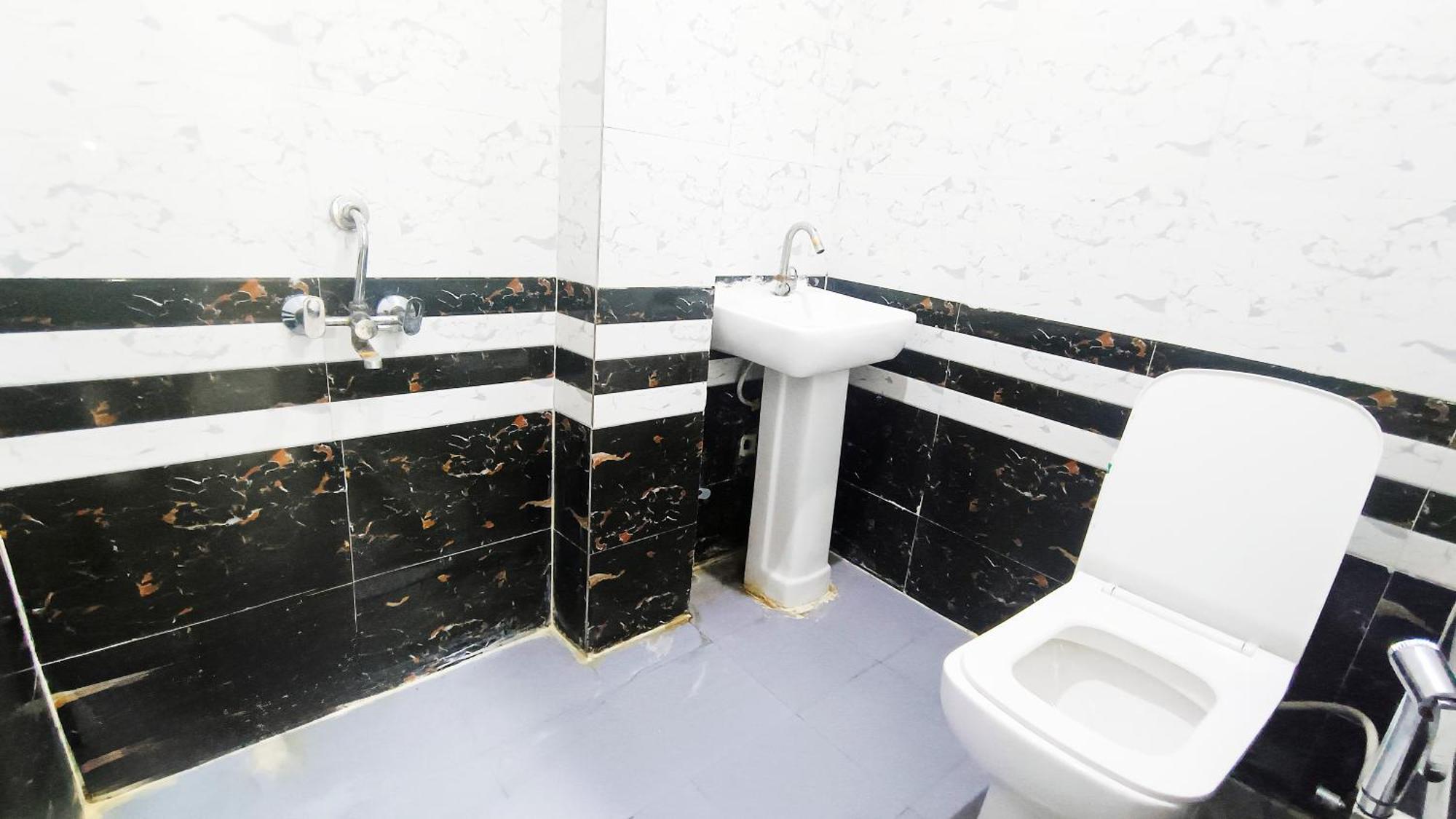 Hotel Maharaja Inn - Lajpat Nagar I New Delhi Ngoại thất bức ảnh