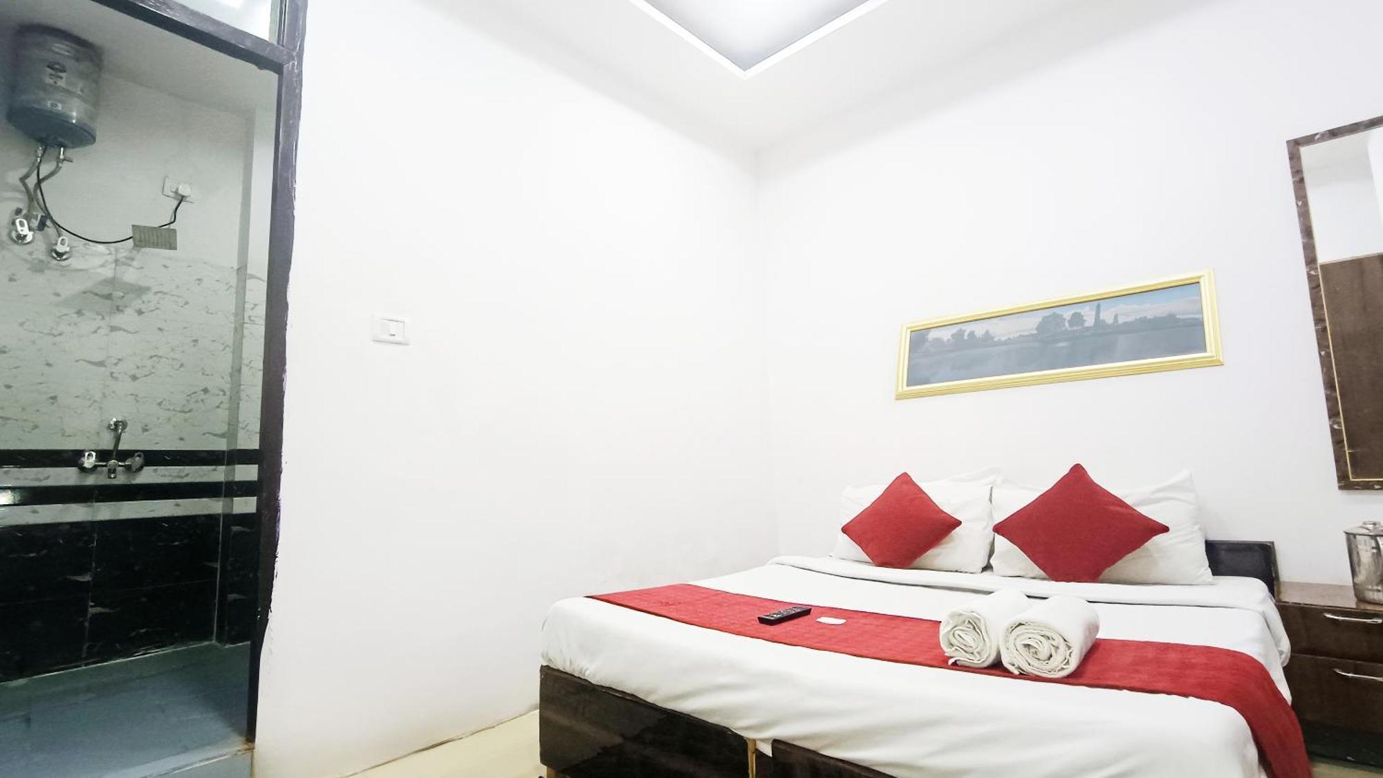 Hotel Maharaja Inn - Lajpat Nagar I New Delhi Ngoại thất bức ảnh
