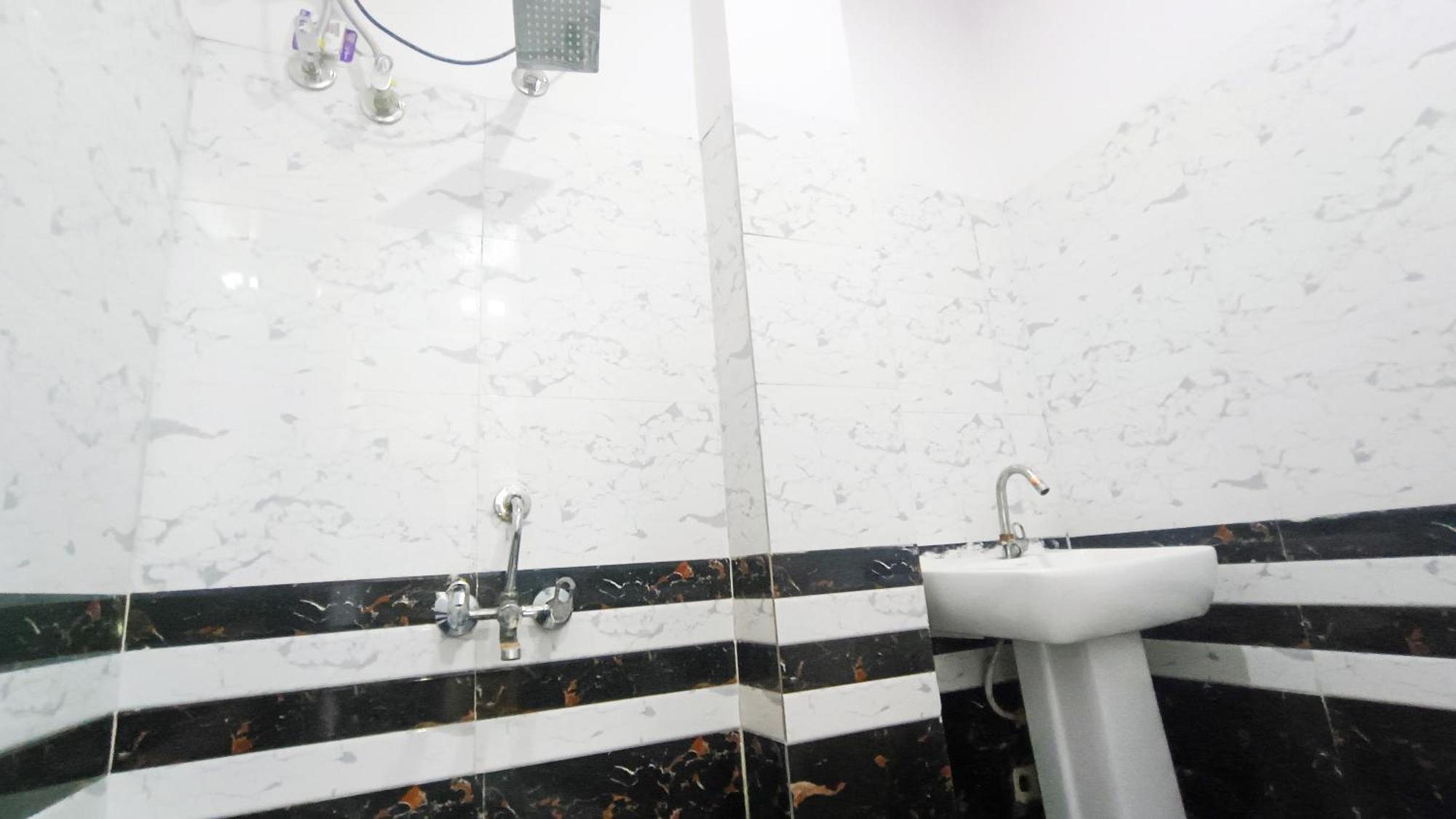 Hotel Maharaja Inn - Lajpat Nagar I New Delhi Ngoại thất bức ảnh